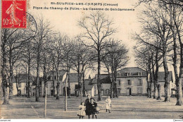 SAINT-SULPICE-les-CHAMPS : Place Du Champ De Foire, La Caserne De Gendarmerie - Etat - Other & Unclassified