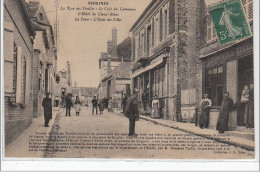 SERGINES : La Rue Des Treilles - Le Café Du Commerce - L'hôtel Du Cheval Blanc - La Poste - Très Bon état - Sergines