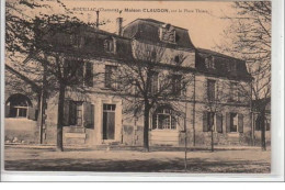 ROUILLAC : Maison Claudon, Sur La Place Thiers - Très Bon état - Rouillac