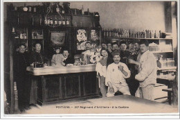 POITIERS : 20° Régiment D'artillerie - à La Cantine - Très Bon état - Poitiers