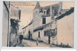 DOUE LA FONTAINE - GENDARMERIE - Très Bon état - Doue La Fontaine