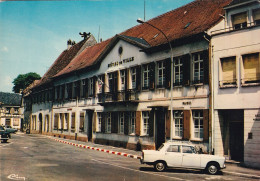 Z+ Nw-(67) BISCHWILLER - HOTEL DE VILLE - AUTOMOBILE PEUGEOT 404 - Bischwiller