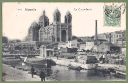 CPA  - BOUCHES DU RHONE - MARSEILLE - LA CATHÉDRALE -  Animation Portuaire - Joliette, Port Area