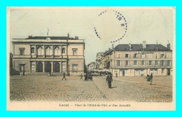 A852 / 019 38 - LAVAL Place De L'Hotel De Ville Et Rue Joinville - Laval