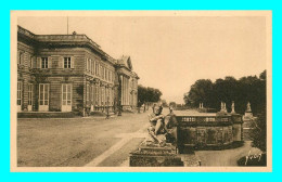 A854 / 299 60 - COMPIEGNE Chateau La Grande Terrasse - Compiegne