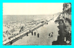 A851 / 341 14 - CABOURG Terrasse Des Anglais Vers L'Est - Cabourg