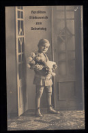 AK Glückwünsche Geburtstag: Junge Mit Blumen In Der Tür, OLDENBURG 7.3.1921 - Sonstige & Ohne Zuordnung
