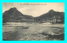 A847 / 011 38 - GRENOBLE Pont Suspendu Sur Le Drac - Grenoble