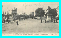 A846 / 297 17 - LA ROCHELLE Statue De L'Amiral Duperré Et Cours Richard - La Rochelle