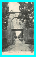 A841 / 579 89 - PONTIGNY Entrée De L'Abbaye - Pontigny