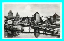 A841 / 005 67 - STRASBOURG Les Vieilles Tours Aux Ponts Couverts - Strasbourg