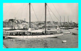 A871 / 199 06 - CANNES Panorama Du Port ( Bateau ) - Cannes