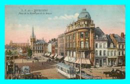 A862 / 075 59 - TOURCOING Place De La République Et La Bourse - Tourcoing