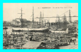 A862 / 667 13 - MARSEILLE Un Coin Du Vieux Port ( Bateau ) - Unclassified