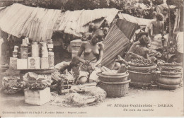 DAKAR UN COIN DU MARCHE ECRITE 1932 - Senegal
