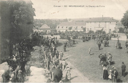 Bourganeuf * Le Champ De Foire * Marché Aux Bestiaux - Bourganeuf