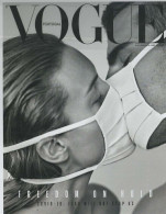 Vogue Magazine Portugal 2020-04 Lily Stewart Kiss With Mask ONLY POSTER - Sin Clasificación