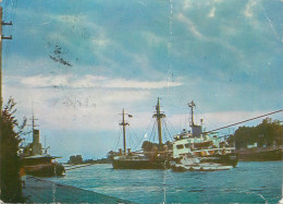 Navigation Sailing Vessels & Boats Themed Postcard Sulina Sunset 1976 - Velieri