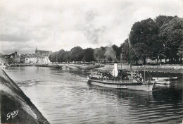 Navigation Sailing Vessels & Boats Themed Postcard Vannes Morbihan Harbour - Sailing Vessels