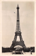 75-PARIS LA TOUR EIFFEL-N°T1059-C/0349 - Eiffelturm