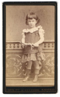 Photo Cayol Freres, Marseille, 40 Rue St. Ferreol, Junges Fille Hält Einen Dolch  - Anonieme Personen