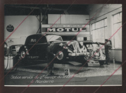 AUTOMOBILES - NANTERRE (HAUTS-DE-SEINE) - GRAND GARAGE DU LEVANT - POMPE A ESSENCE - TRACTION - 2 PHOTOS FT 13 X 9 CM - Coches