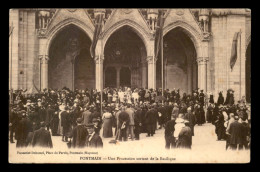 53 - PONTMAIN - PROCESSION SORTANT DE LA BASILIQUE - Pontmain