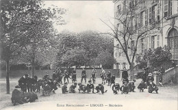 ECOLE MONTALEMBERT - LIMOGES - Récréation - Limoges