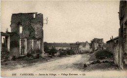 Varennes - Entree Du Village - Altri & Non Classificati