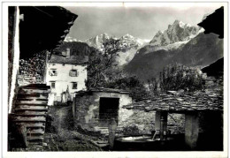 Soglio - Dorfbrunnen - Soglio