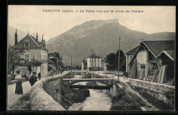 CPA Voreppe, La Roize Vue Sur La Route De Chalais  - Voreppe