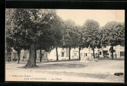 CPA Les Aveniéres, La Place  - Other & Unclassified