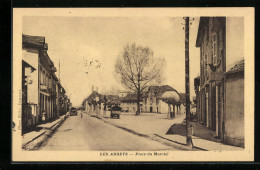CPA Les Abrets, Place Du Marché  - Les Abrets