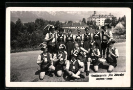 Foto-AK Innsbruck-Amras, Trachtenverein Die Amraser Auf Einer Wiese  - Musique Et Musiciens