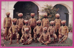 Ag3725  - INDIA - VINTAGE POSTCARD - Sikh Native Officers - Inde