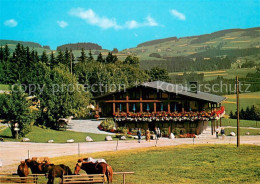 73660379 Hinterzarten Restaurant Skihuette Georg Thoma Im Sommer Pferde Schwarzw - Hinterzarten