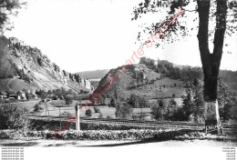 25.  PONTARLIER . Le Défilé De La Cluse . Forts De Joux Et Du Larmont . - Pontarlier