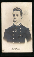 Postal Der Junge König Von Spanien In Uniform  - Königshäuser