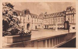 88-VITTEL-N° 4455-E/0315 - Contrexeville