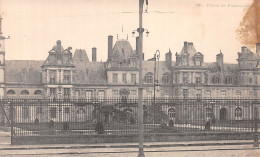 77-FONTAINEBLEAU-N°4461-A/0191 - Fontainebleau