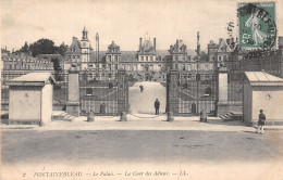 77-FONTAINEBLEAU LE PALAIS-N°T5090-H/0183 - Fontainebleau