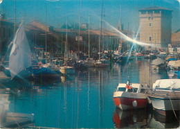 Navigation Sailing Vessels & Boats Themed Postcard Cervia Milano Marittima Chanel Port - Segelboote