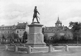 68  COLMAR  Monument Du Général Rapp  N° 203 \MK3000 - Colmar