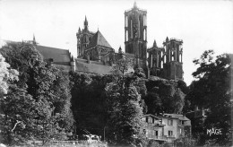 02  LAON  La Cathédrale Du XVe Siècle   N° 130 \MK3001 - Laon