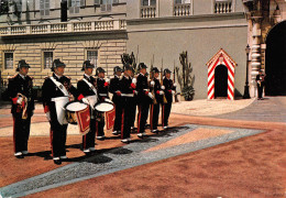 MONACO  Relève De La Garde  Princière Devant Le Palais  N° 117 \MK3006 - Palazzo Dei Principi