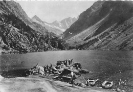 65 CAUTERETS Lac De Gaube Et Deux Barques  N° 99 \MK3009 - Cauterets