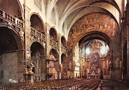 84 L' ISLE SUR LA SORGUE Intérieur De La  Collégiale Notre Dame Des Anges Le Choeur N° 108 \MK3017 - L'Isle Sur Sorgue