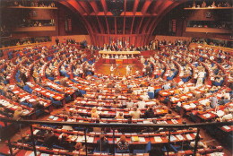 STRASBOURG Sitz Des Europarats Das Europahaus Europapalast  Le Palais De L'Europe  L'hémicycle   N°149 \MK3021 - Strasbourg