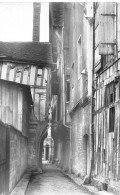 10 TROYES  La Ruelle Aux Chats    N° 113 \MK3023 - Troyes