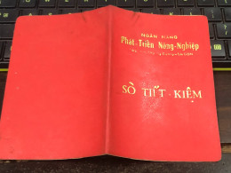 VIET NAM SOUTH STATE BANK SAVINGS BOOK PREVIOUS -1 975-PCS 1 BOOK - Cheques En Traveller's Cheques